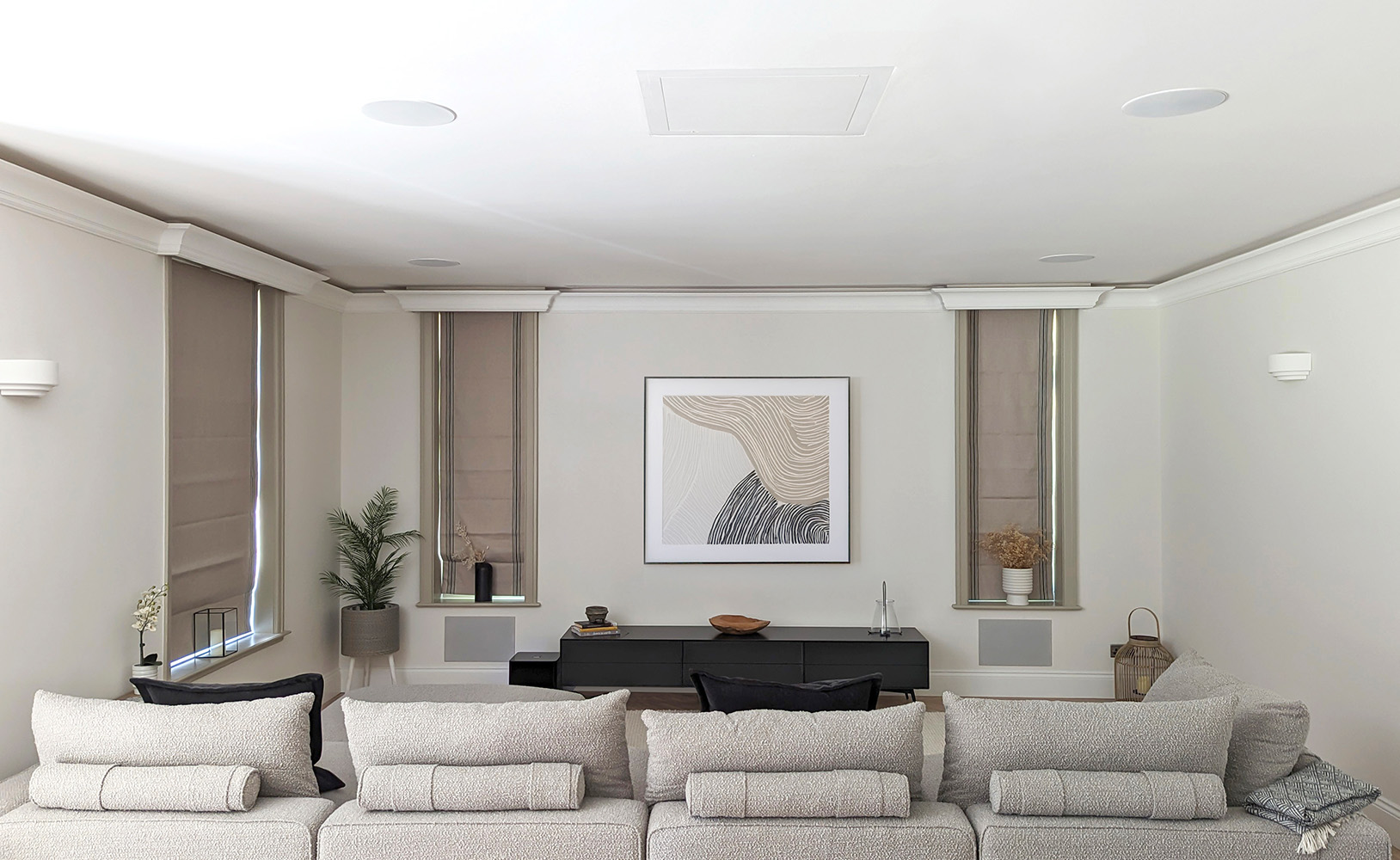Living room with screen away