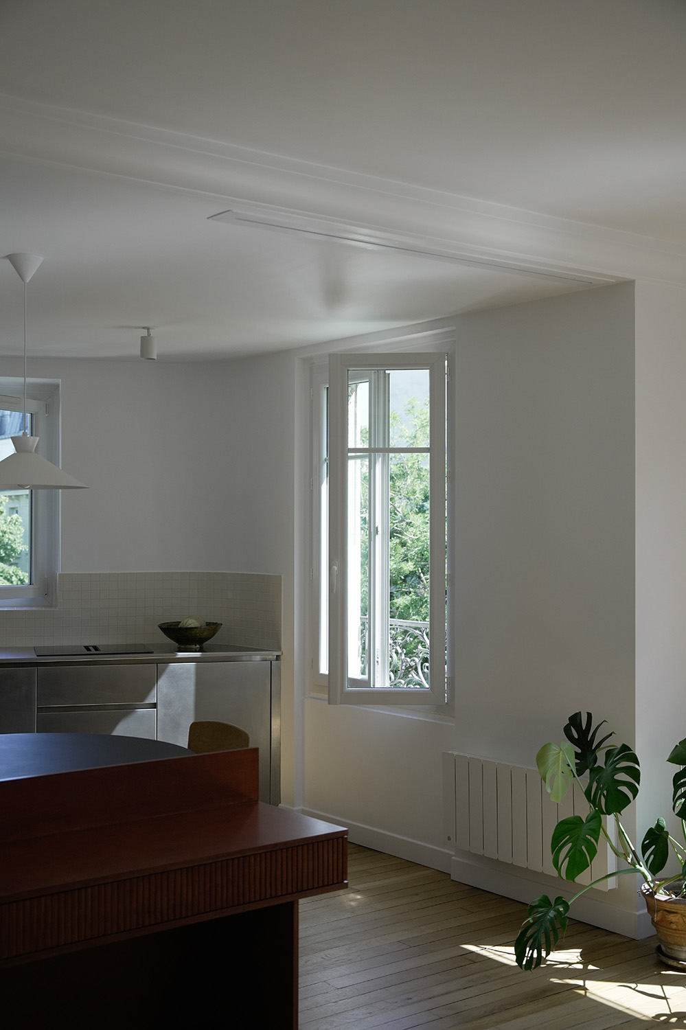 Projector screen inside ceiling